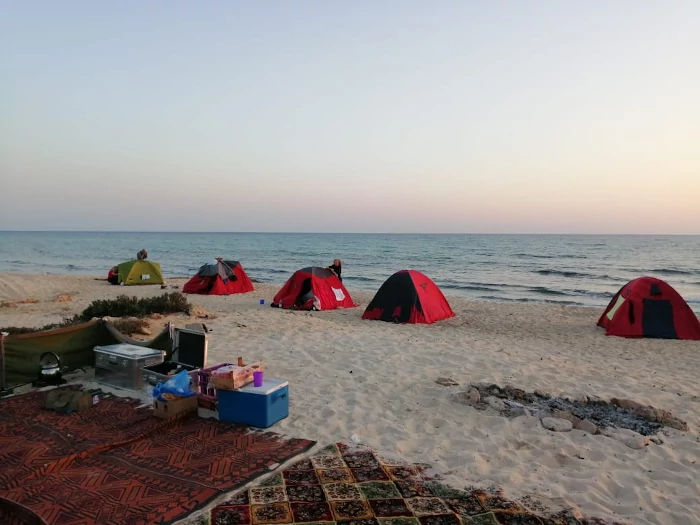 camping sur la plage de fins